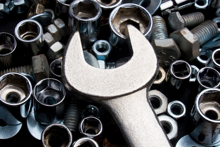 Wrench and nuts with zinc hot-dip galvanized coatings tested to ASTM A123-17