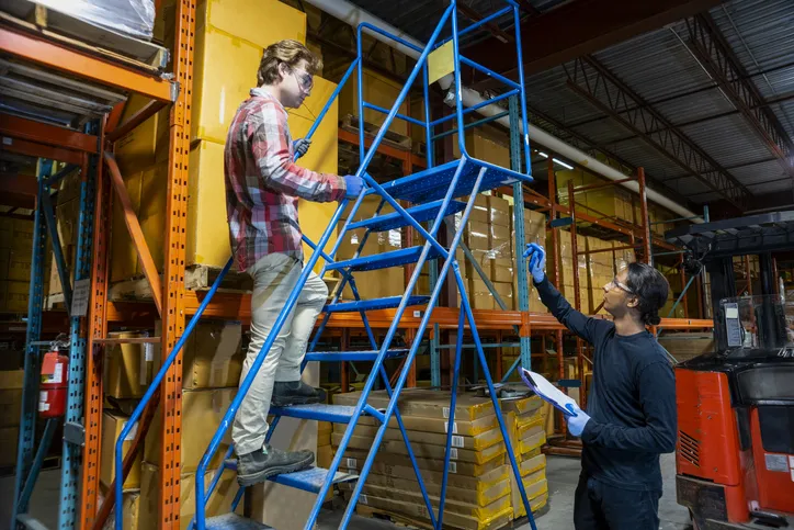 Ladder Safety Tips Mobile Ladders Ansi Blog