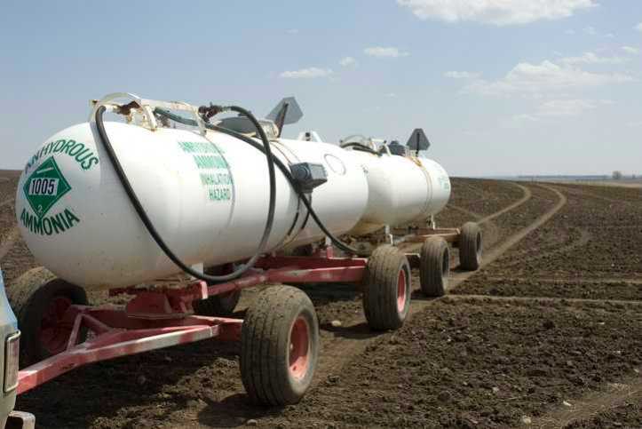 Containers of Anhydrous in compliance with ANSI/CGA G-2.1