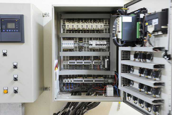 Industrial electrical control panel adhering to CSA C22.2 No. 286-2023.