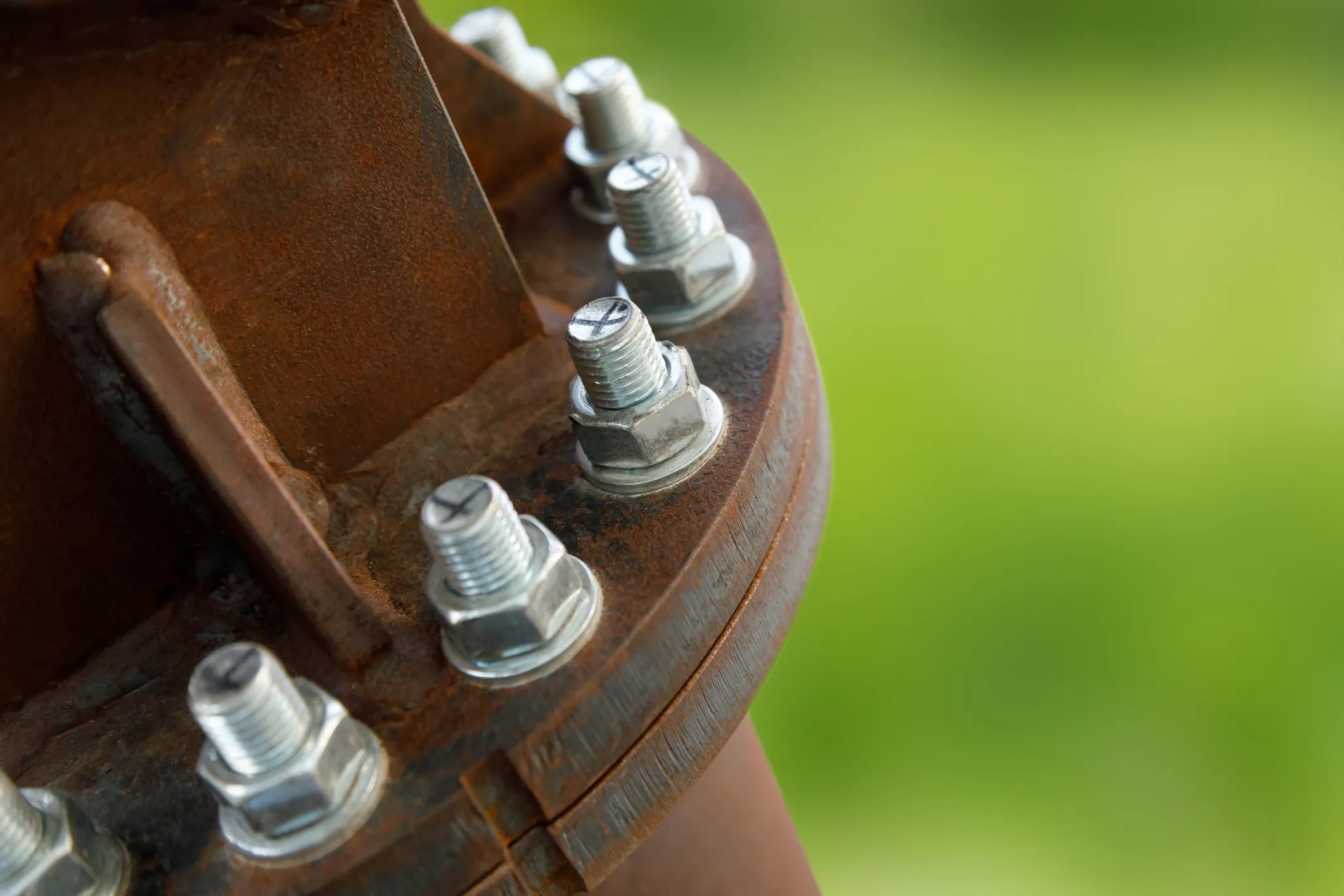 Close-up of piping system that conforms to ASME A13.1-2020