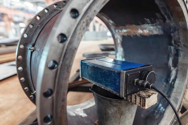 Quality control of welds of heat exchanger body elements by x-ray radioscopic method adhering to ASTM E1255-23.