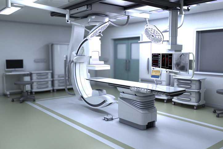 X-ray machine that adheres to medical light source equipment specifications in IEC 60601-2-57 Ed. 2.0 b:2023.