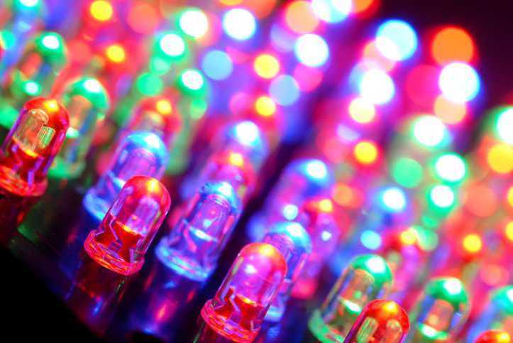 Colorful solid-state lighting that adheres to ANSI C78.377-2017 (R2024).