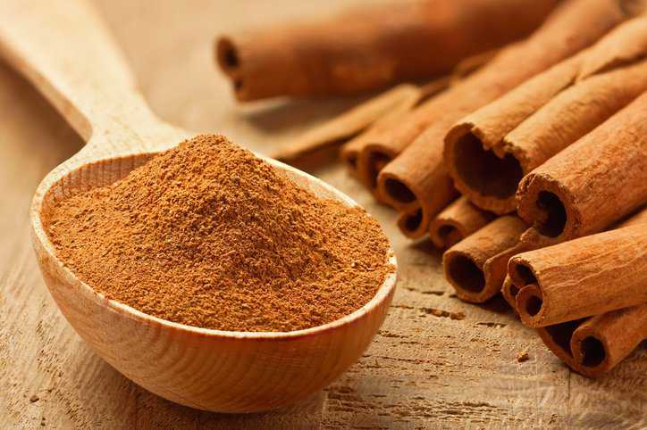 Cinnamon sticks and powder that adhere to ISO 6539:2014.