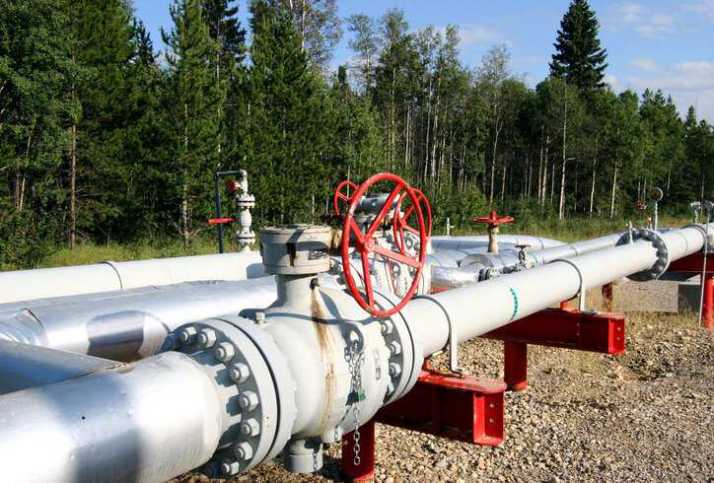 Natural gas pipeline in Canada that adheres to CSA B149.1-2025: natural Gas and Propane Installation Code.