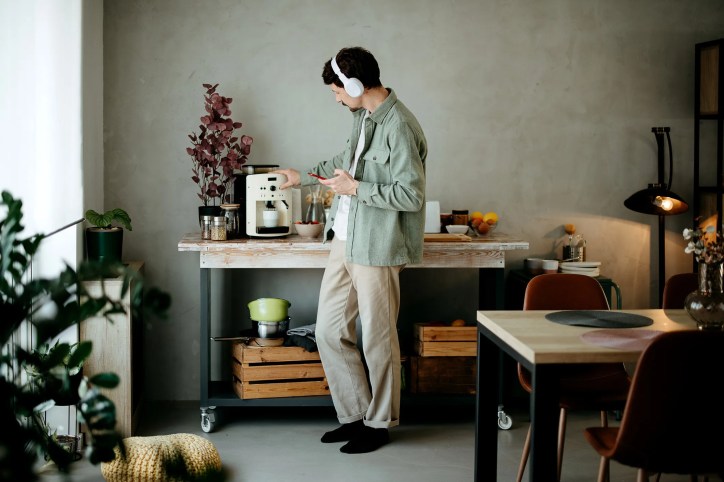 Examples of everyday home products and systems influenced by safety and performance standards, including light bulbs, Wi-Fi routers, coffee makers, and headphones—showcasing how standards impact daily life.
