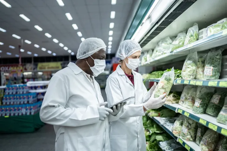 ISO 22000 food safety management system improving U.S. food supply chain safety, compliance, traceability, and contamination prevention.